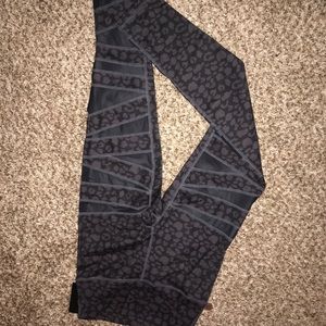 never worn Til You Collapse leggings